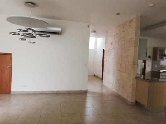 , Amelia Denis De Icaza