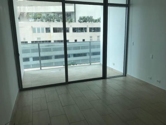 Grand Tower, Punta Pacifica