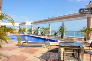 Vista del Mar, Área Metropolitana