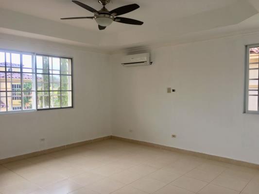 Golden Springs, casa