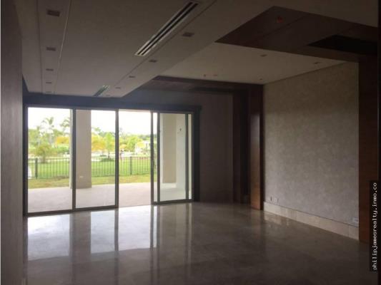 , Apartamento en venta en Santa Maria | P2008937