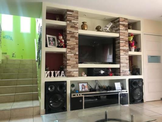 Alpes, San Miguelito