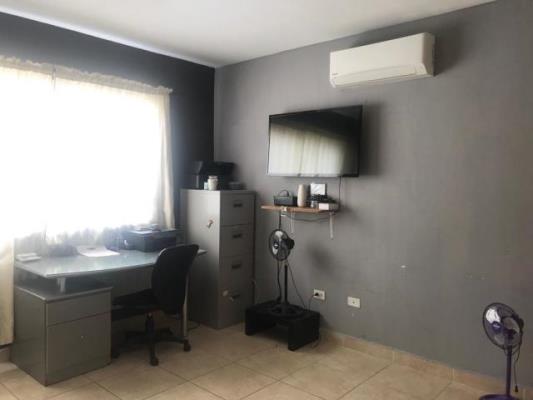 Alpes, San Miguelito