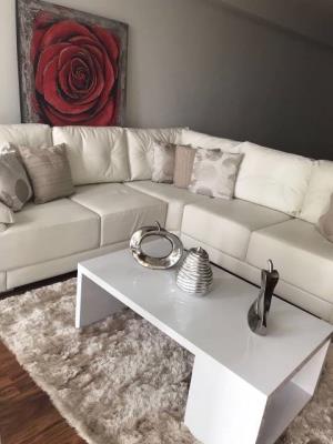 Pacific Blue, Área Metropolitana