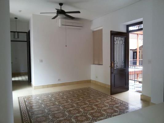, Apartamento en alquiler en Casco Antiguo | P2026094