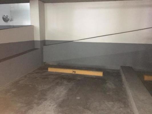 Belview Towers 100 , apartamento