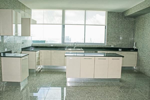 Allure at the park, Bella Vista