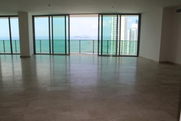 Allure at the park, Bella Vista