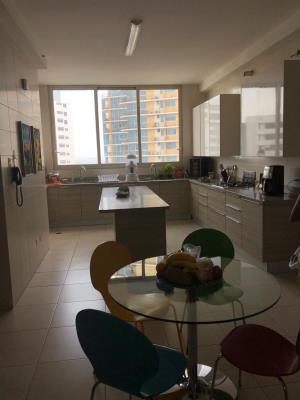 D1 TOWER, apartamento