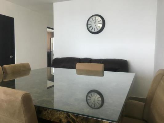 Serenity at the bay, Panamá