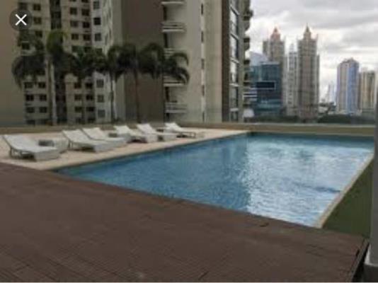 Q Tower , apartamento