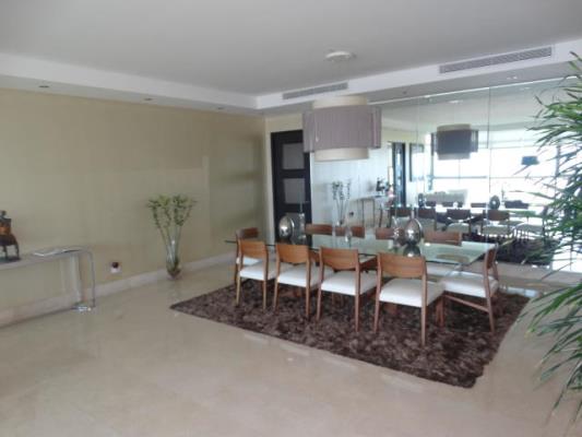 Ten Tower, apartamento