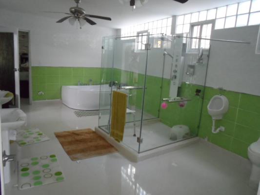 Brisas del Golf Panamá, San Miguelito