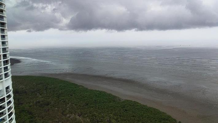 Ten Tower, Área Metropolitana