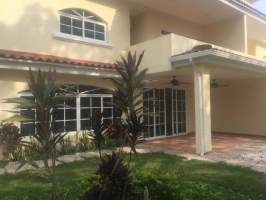 Green Fields Ancón, Panamá