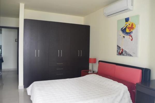 Allure at the park, Panamá