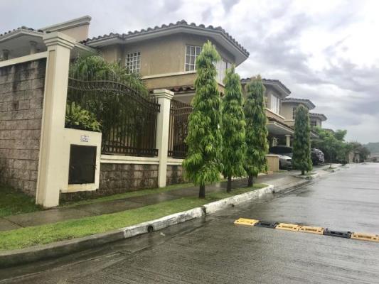 , Amelia Denis De Icaza