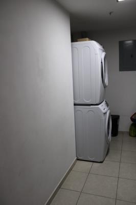 Alsacia Towers, Amelia Denis De Icaza