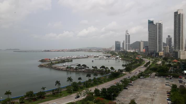 Yoo Panama, Avenida Balboa