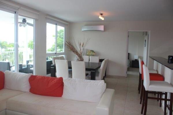 Rodman, Bijao, Rio Hato