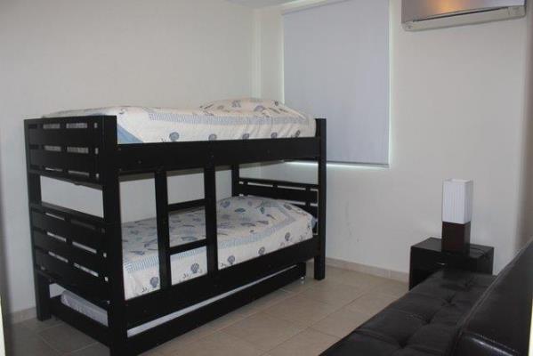 Rodman, Bijao, Antón