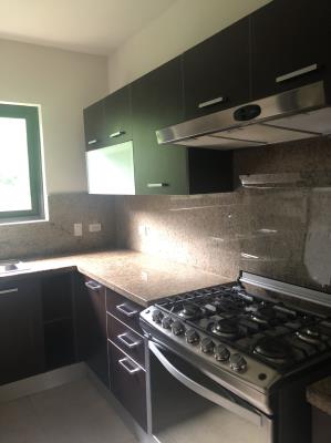 Embassy Village, Ancón