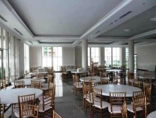 Pacific Point , Área Metropolitana