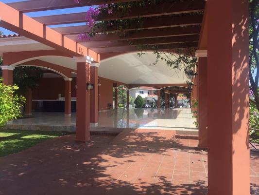 Palmeras del Este , casa