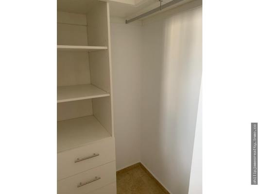 Cosmopolitan Towers, apartamento