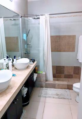 Destiny , apartamento