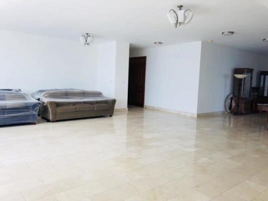 Golden Palace, Área Metropolitana