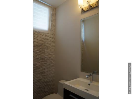 Oasis on the Bay, Punta Pacifica