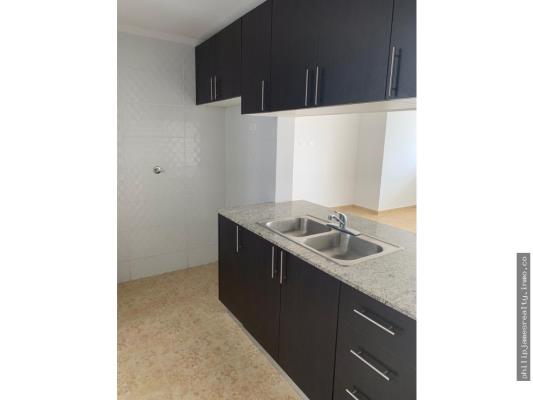 Cosmopolitan Towers, apartamento