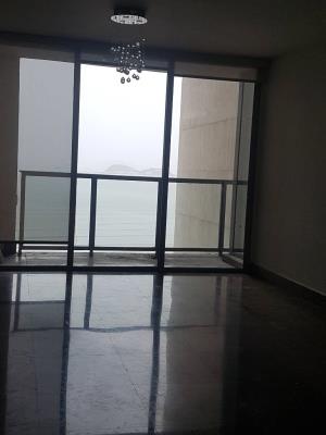 Yoo Panama, Avenida Balboa