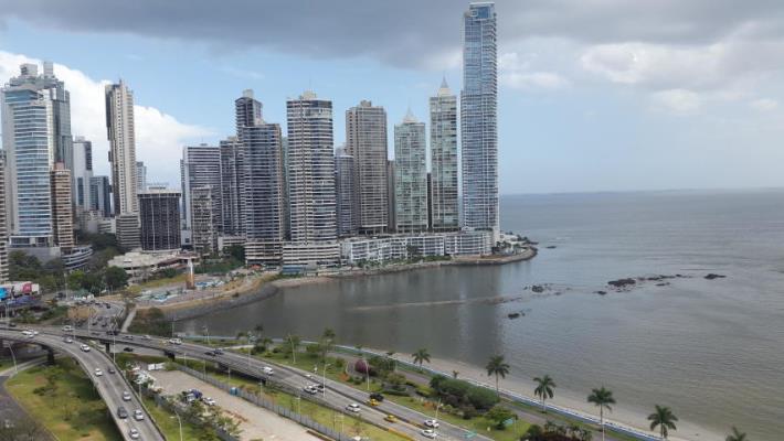 , Avenida Balboa