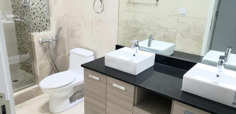 Grand Tower, Punta Pacifica