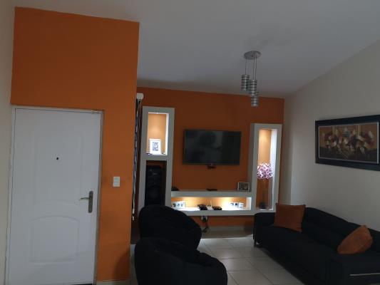 Residencial Las Verdes, Juan Demostenes Arosemena