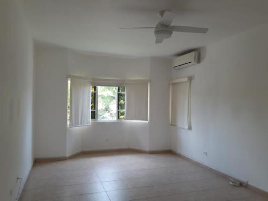 Palmeras del Este , casa