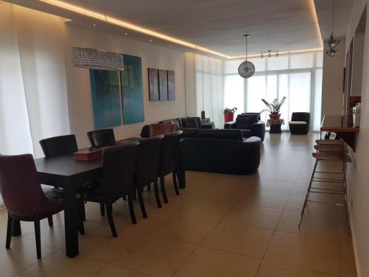 , Amelia Denis De Icaza