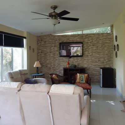 Altos de Cerro Azul, Pacora