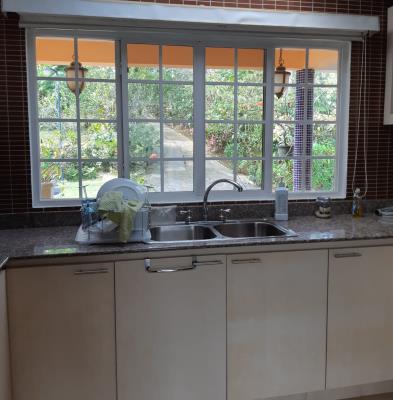 Altos de Cerro Azul, Panamá