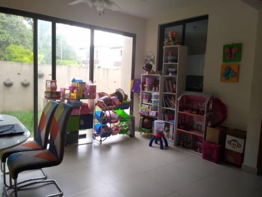 River Valley - Casas, Arraiján