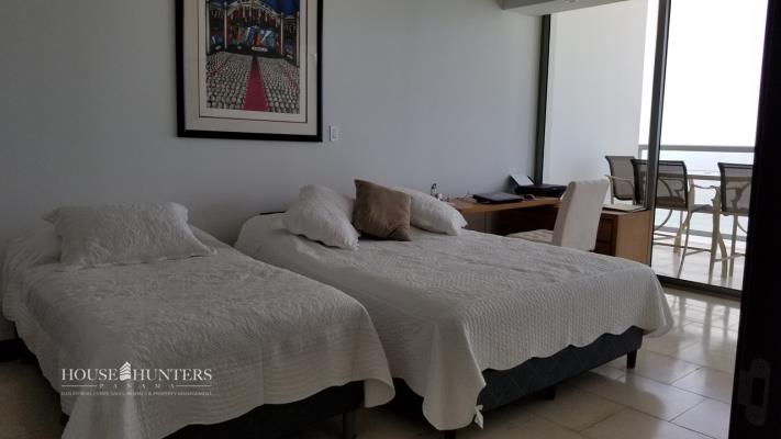 Trump Tower, Área Metropolitana