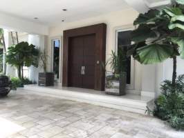 Gold point  Punta Pacifica, Panamá