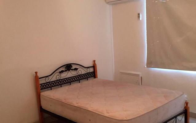 Twin Tower, Bella Vista