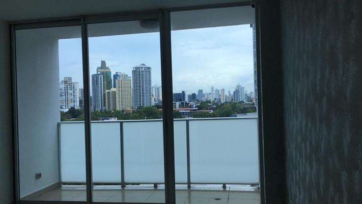 Pacific Sky, Área Metropolitana