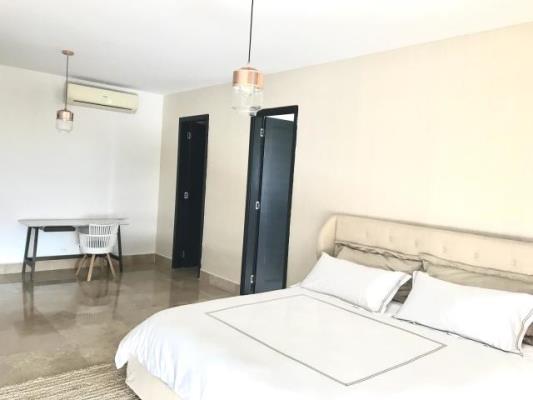 Q Tower , apartamento