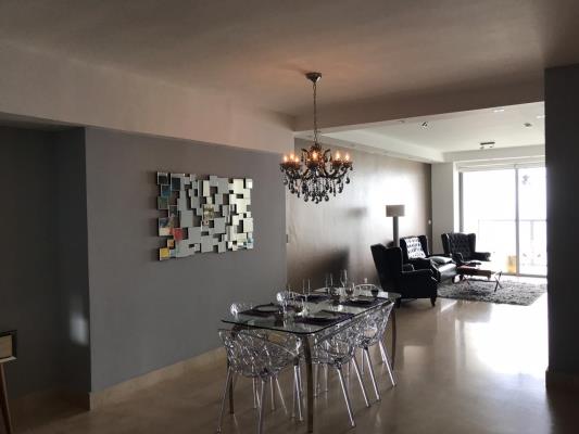 Yoo Panama, Avenida Balboa