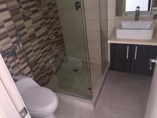 Sky Point Towers, apartamento