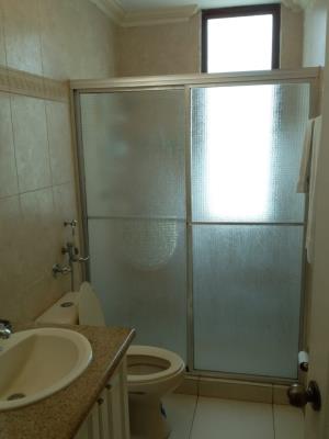 CourtYard View, Área Metropolitana